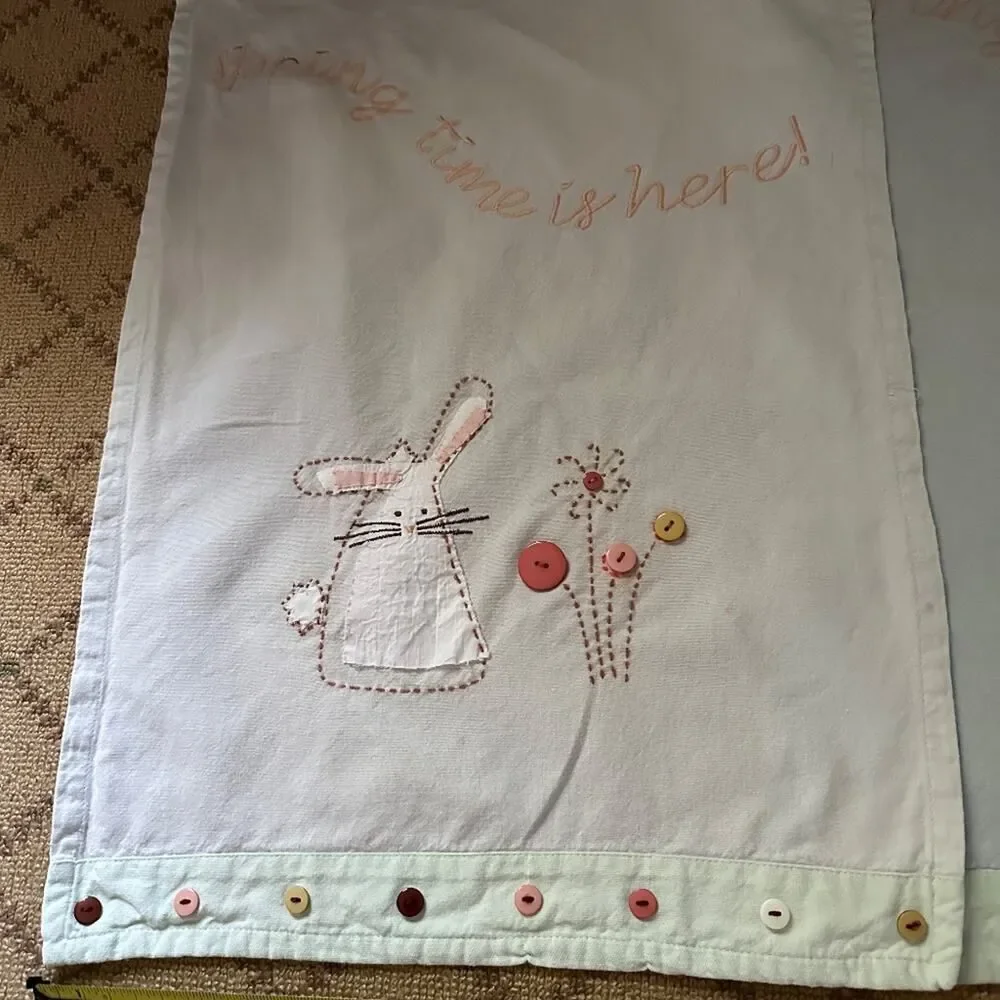 Sur La Table Easter Embroidered Appliqué Cotton Tea Towels set of 3 NWT
